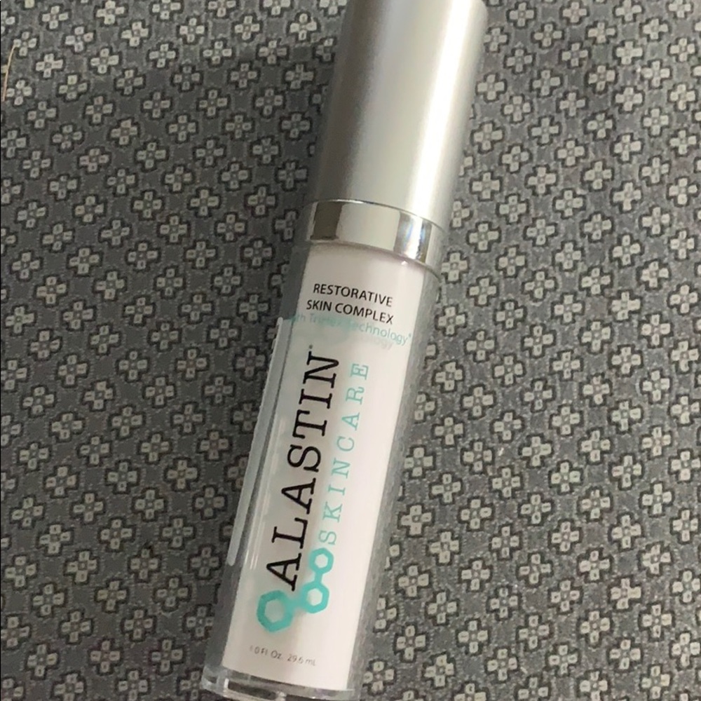 Alastin Restorative Skin Complex
